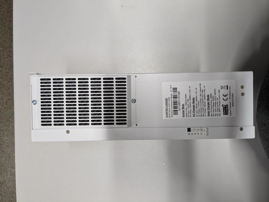Гібридний інвертор 12v 1500w