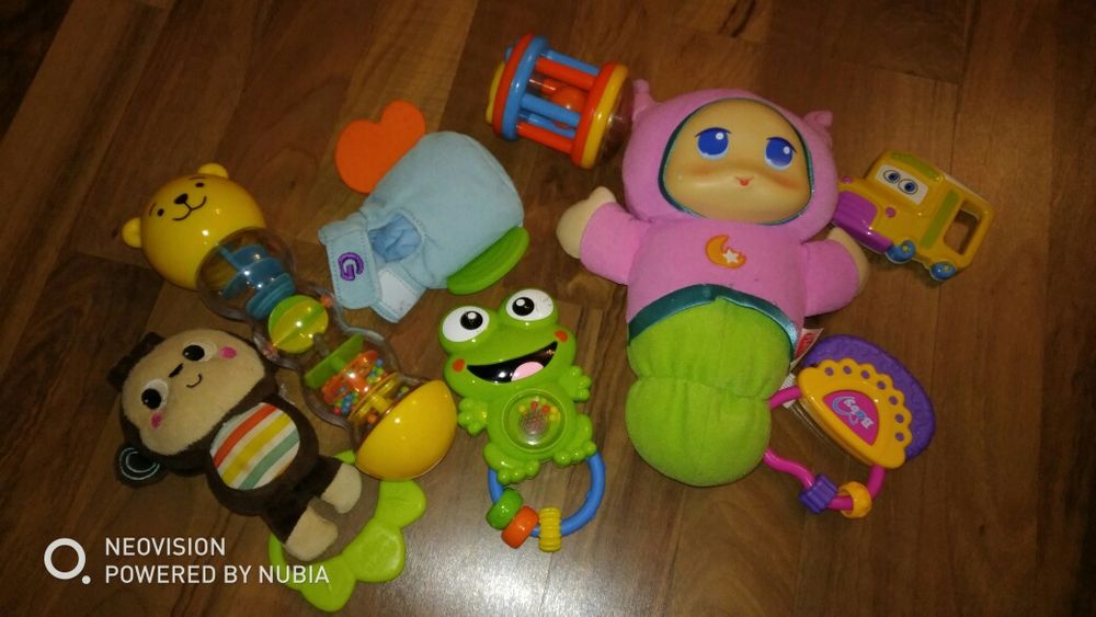 Наборы игрушек, іграшки