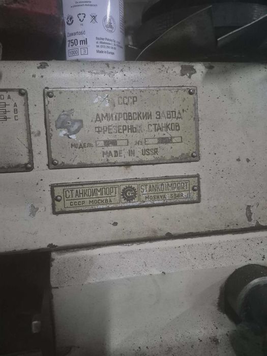Frezarka uniwersalna Stanko 6P81