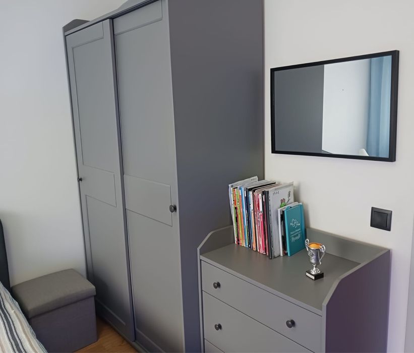 Conjunto IKEA Cinzento – Cómoda + Móvel de Arrumação | Excelente Estado