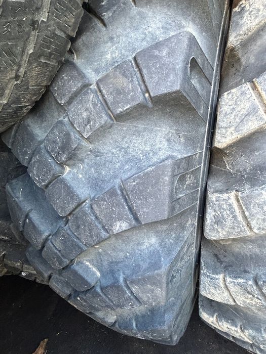 Есть Резина на Урал 1400/20 протектор ёлка