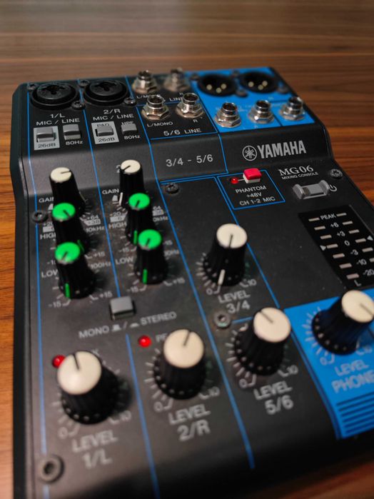 Mesa de mistura Yamaha MG06