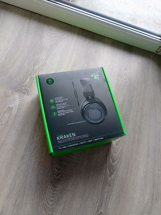 Навушники Razer Kraken v2 і навушники безпровідні Aula s6