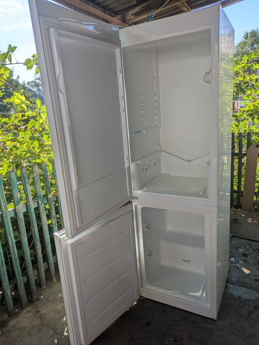 Холодильник Indesit LI8S1W