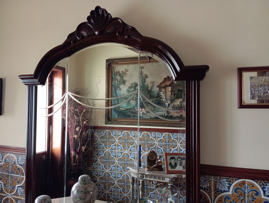 Sapateira com espelho