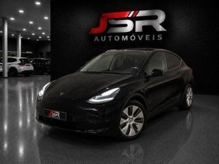 Tesla Model Y RWD