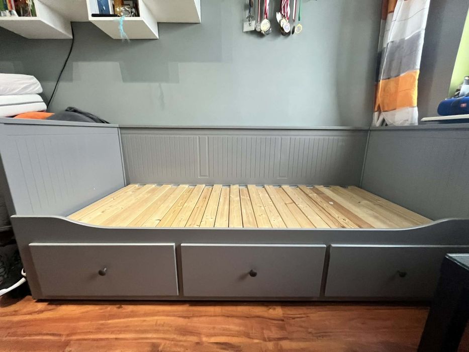 Sprzedam łóżko HEMNES IKEA