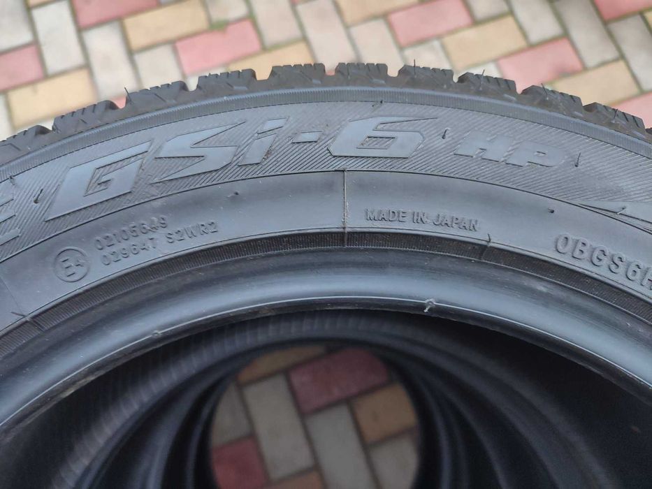 Зимові шини Toyo Observe GSi6 205/55 R16 94H