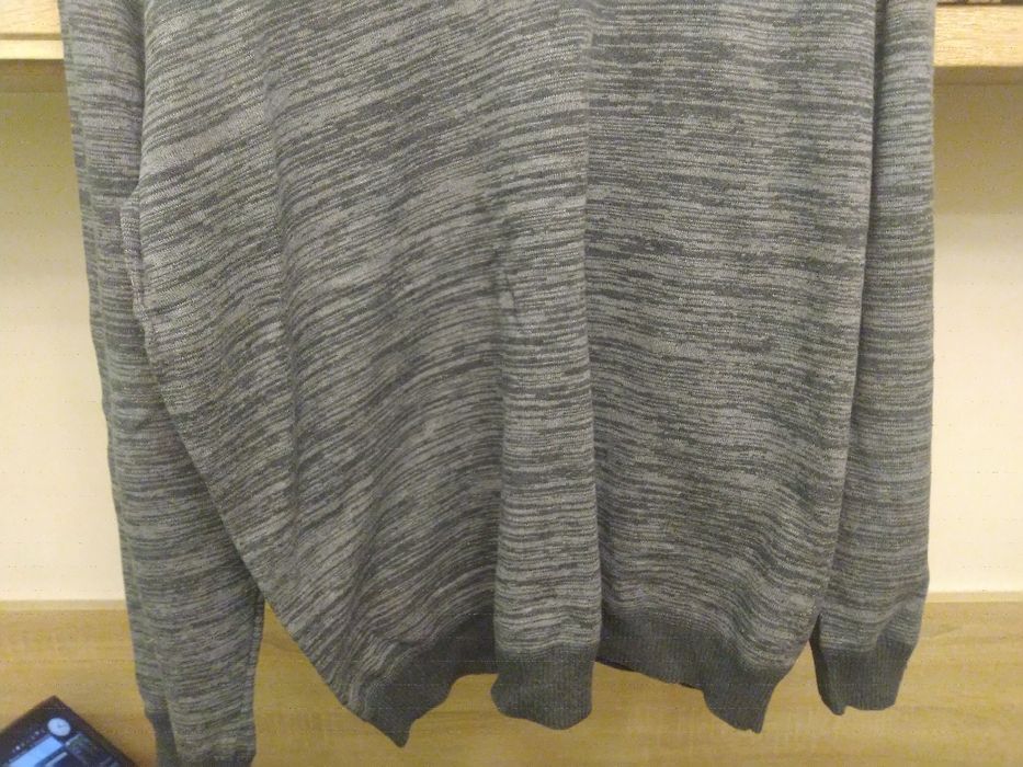 Szary sweter/bluza reserved