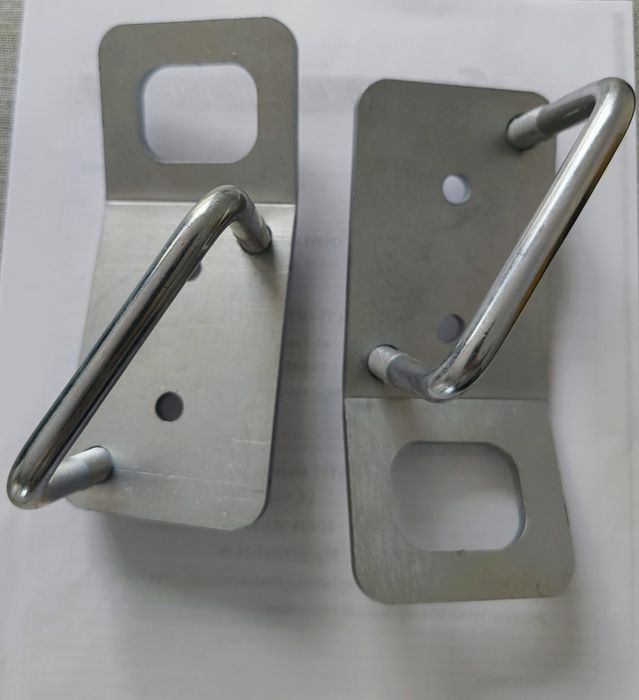 Komplet Ucha mocujace do pasów transportowych