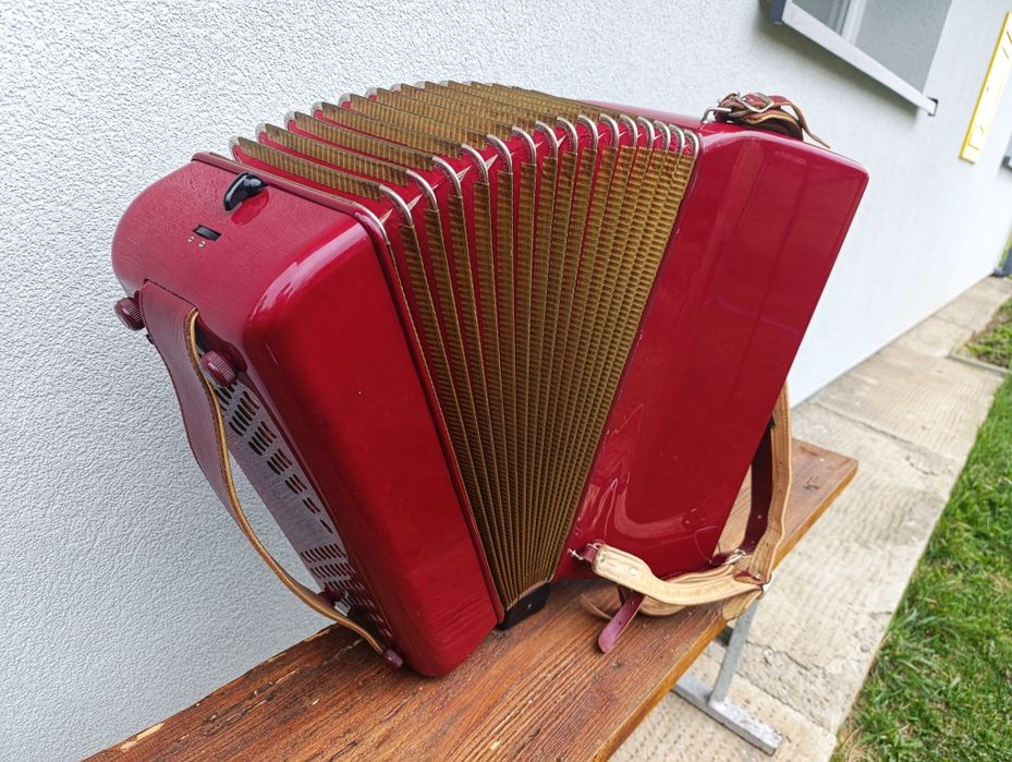 Akordeon Hohner Lucia 96 basów 3 chóry