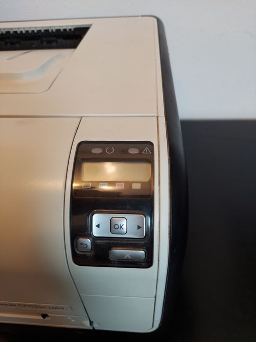Drukarka laserowa kolorowa HP LaserJet CP 1525nz kompletem tonerów