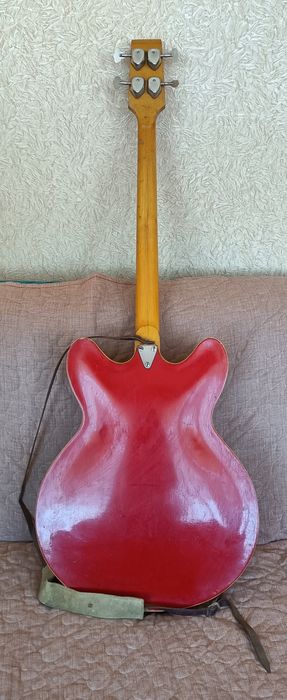 Gitara basowa Delif "Rytm"
