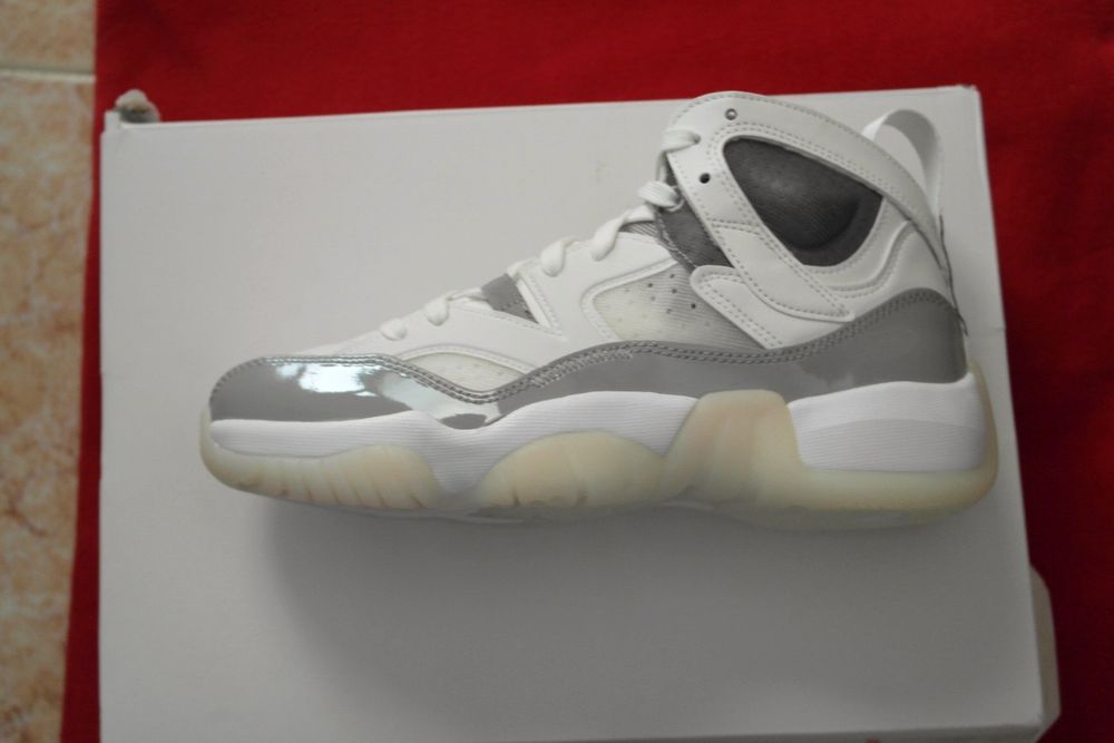 Jordan Jumpman Two Trey