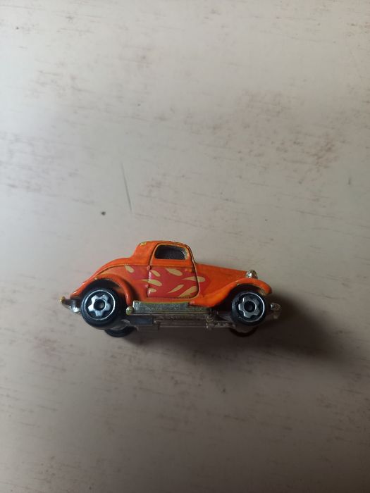Samochód  miniaturka Hot Wheels