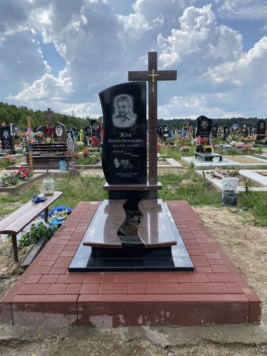 Пам'ятники від виробника