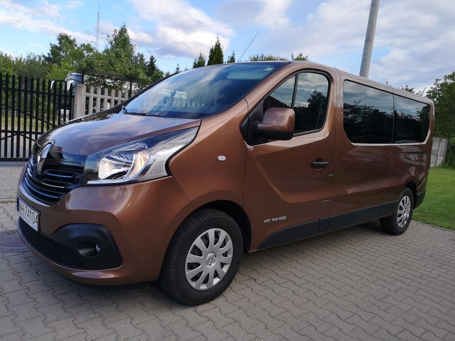 Bus do wynajęcia, wynajem busa, Nowy Renault Trafic 2018, 9 osobowy
