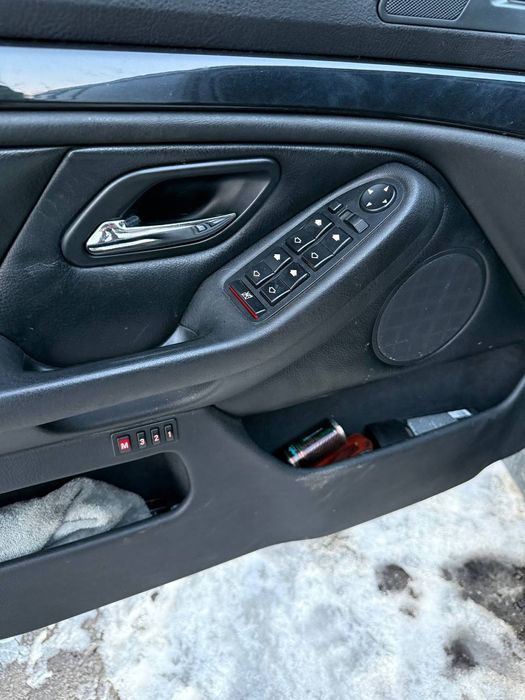 Продам автомобіль  BMW