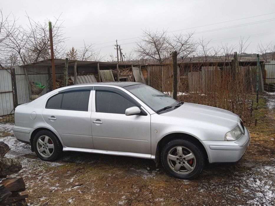 Шкода Октавія Тур Skoda 2000 р.