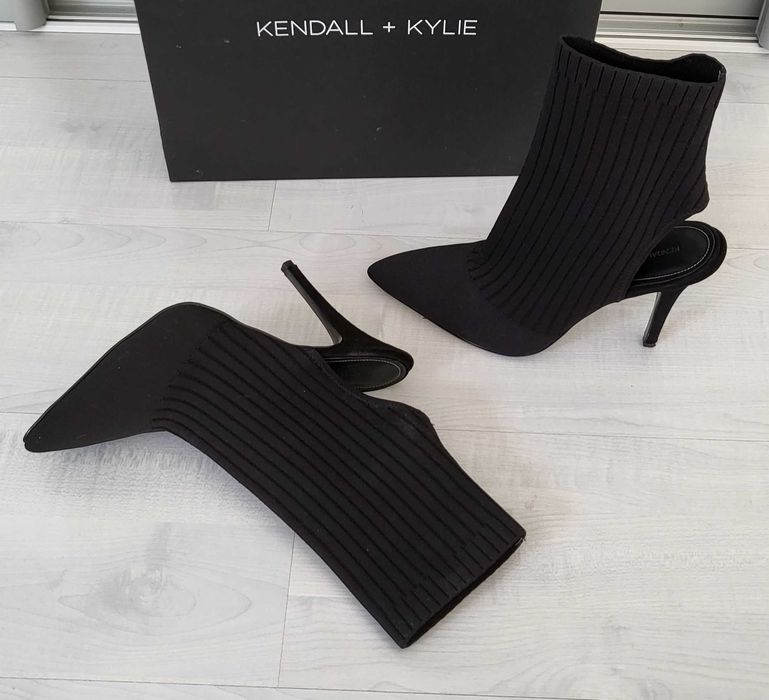 Kendall+Kylie botki bez pięty roz 41