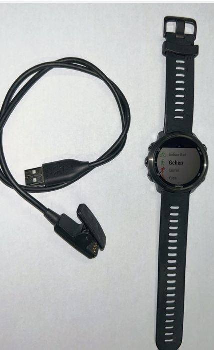 Zegarek firmy Garmin  645 miusic uzywany  prawie jsk nowy malo uzywany