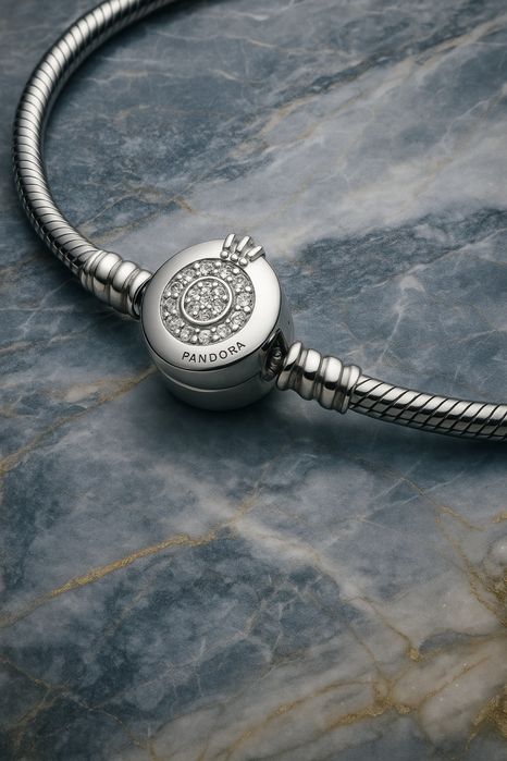 Promocja srebrna bransoletka Pandora moments 17cm do Pandora charms