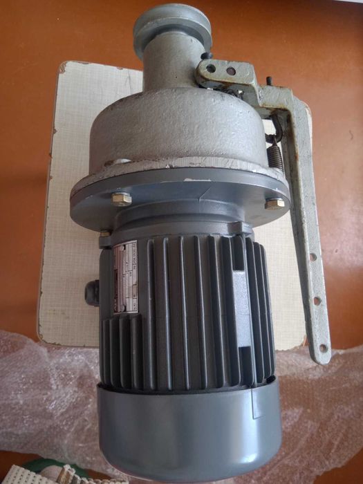 Електродвигун трифазний MS 711-2 0.37 кВт 2800 об/хв 380В