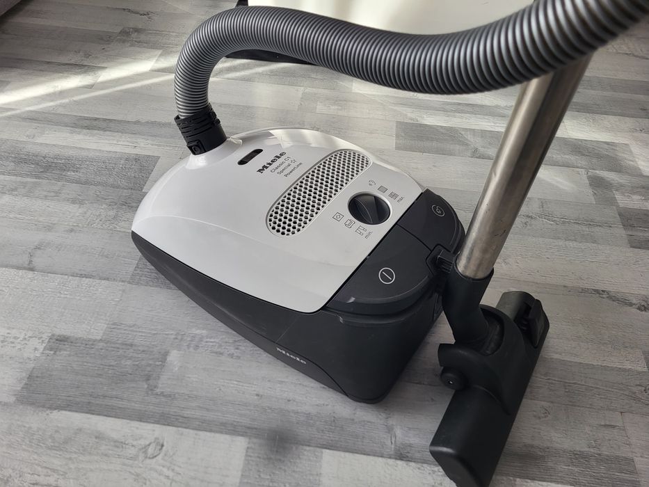 Odkurzacz Miele, bardzo mocny !!GWARANCJA!!