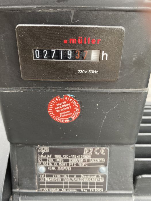 Pompa próżniowa śrubowa CNC suszarnia Gardner Denver TWISTER S-VSI 100