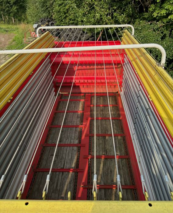 Przyczepa samozbierająca Pottinger FARO4000
