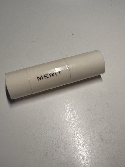 Merit Day Glow Highlighting Balm