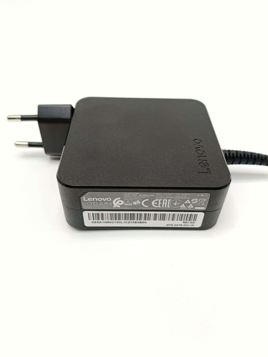 Lenovo V15-ADA 15,6 AMD Athlon Silver 3050U 8/512GB SSD QWERTZ