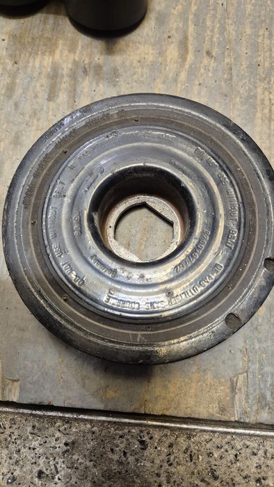 Шків колінчатого валу 8200267867  Trafic 2.0