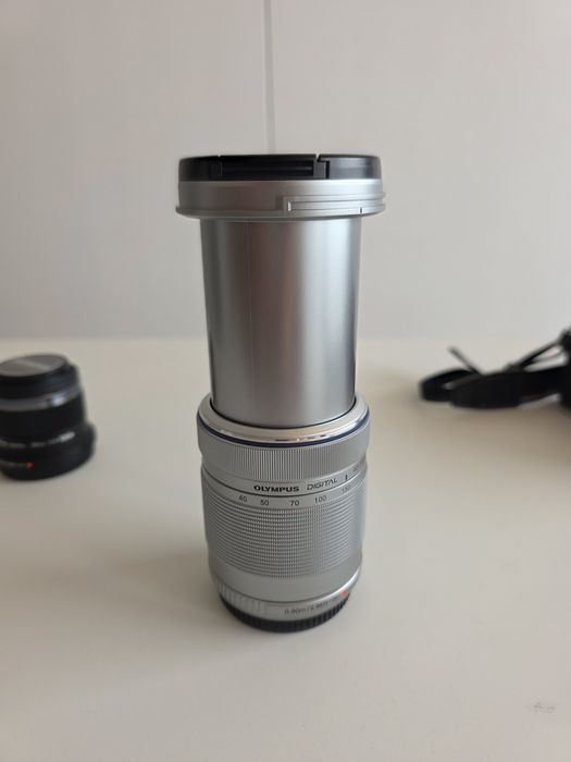 Olympus OM-D E-M10 Mark III