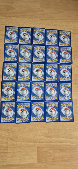 Pokémon TCG Lote 25 Cartas