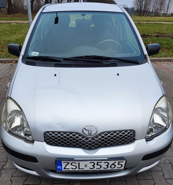 Toyota Yaris Toyota Yaris 1.0, benzyna, 2005r. – 5 drzwi