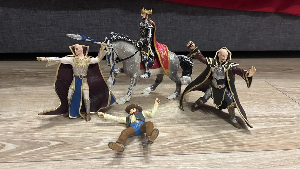 Zabawki zestaw konie rycerskie