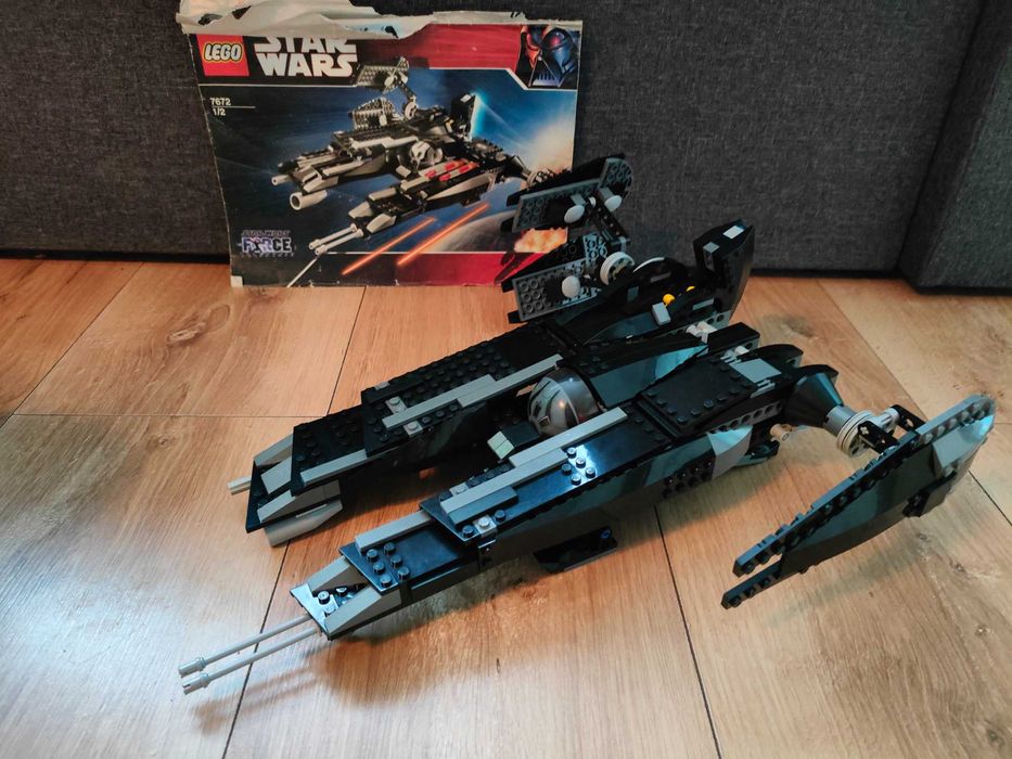 Lego Star Wars 7672 Rogue Shadow 482 elementy rok 2008 42x32 cm
