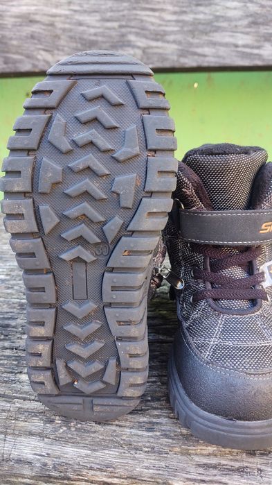 Детские зимние ботинки