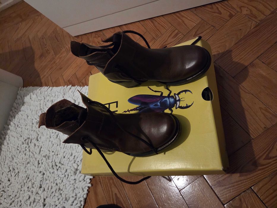 Botas Fly London n35