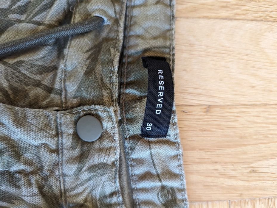 Szorty męskie/młodzieżowe Reserved