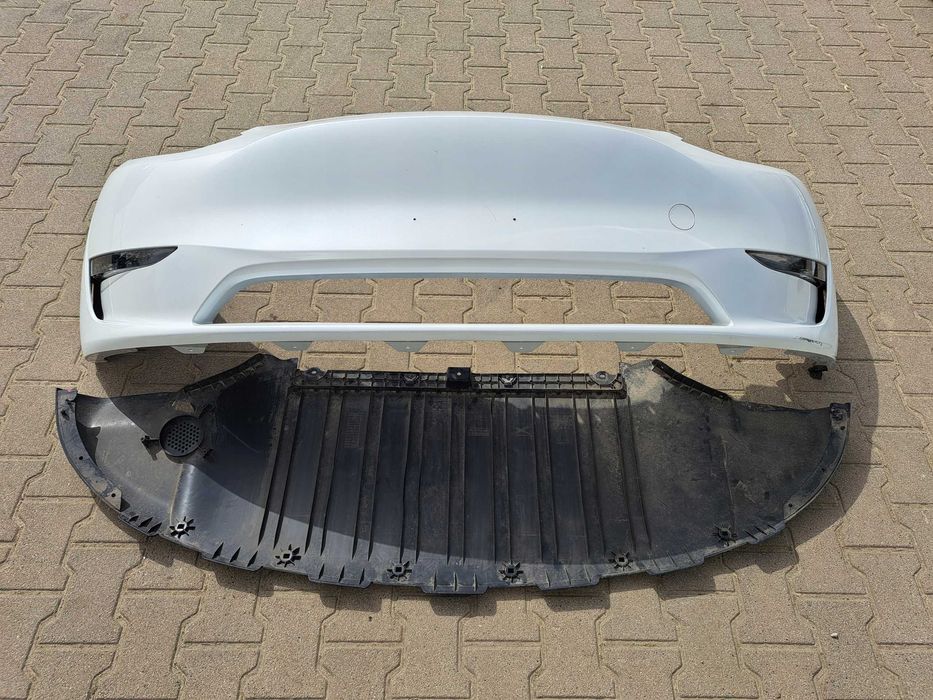 Tesla Model Y бампер передній - рестайл дорестайл