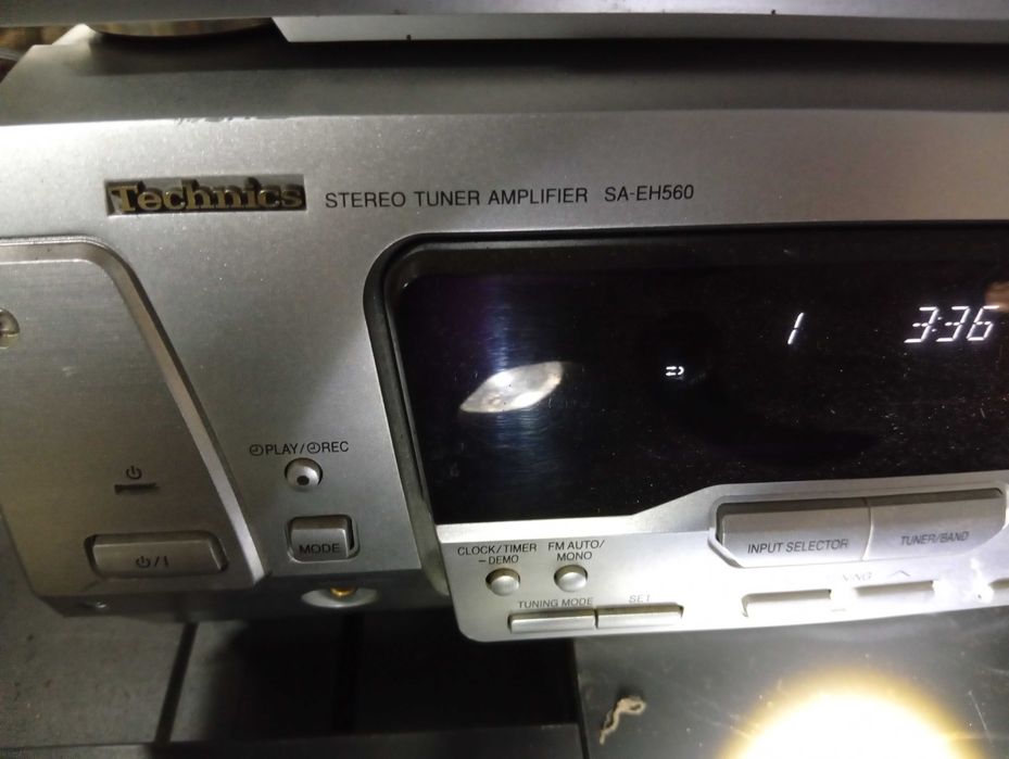 Wieża TECHNICS z procesorem dźwięku