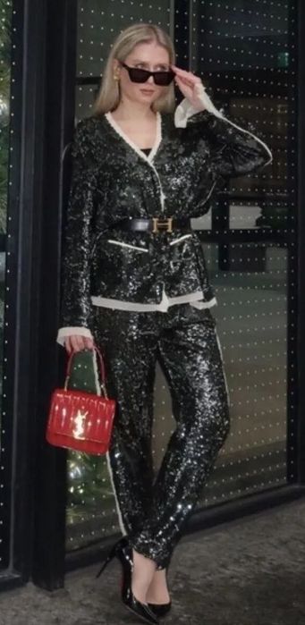 Zara костюм с  пиетками яркий костюм праздничный костюм оригинал