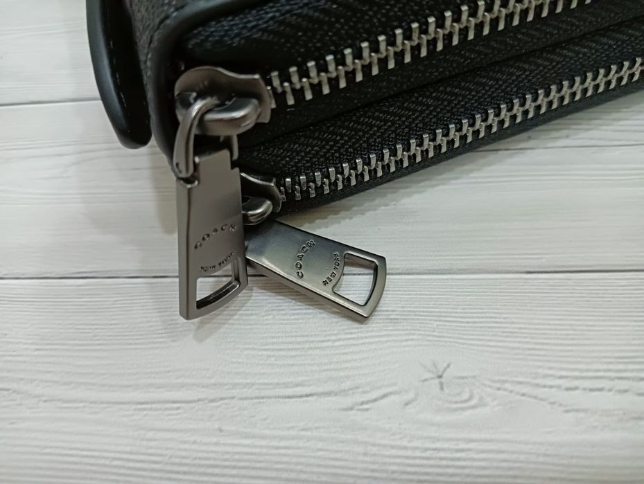 Шкіряна барсетка Coach клатч 2 молнії