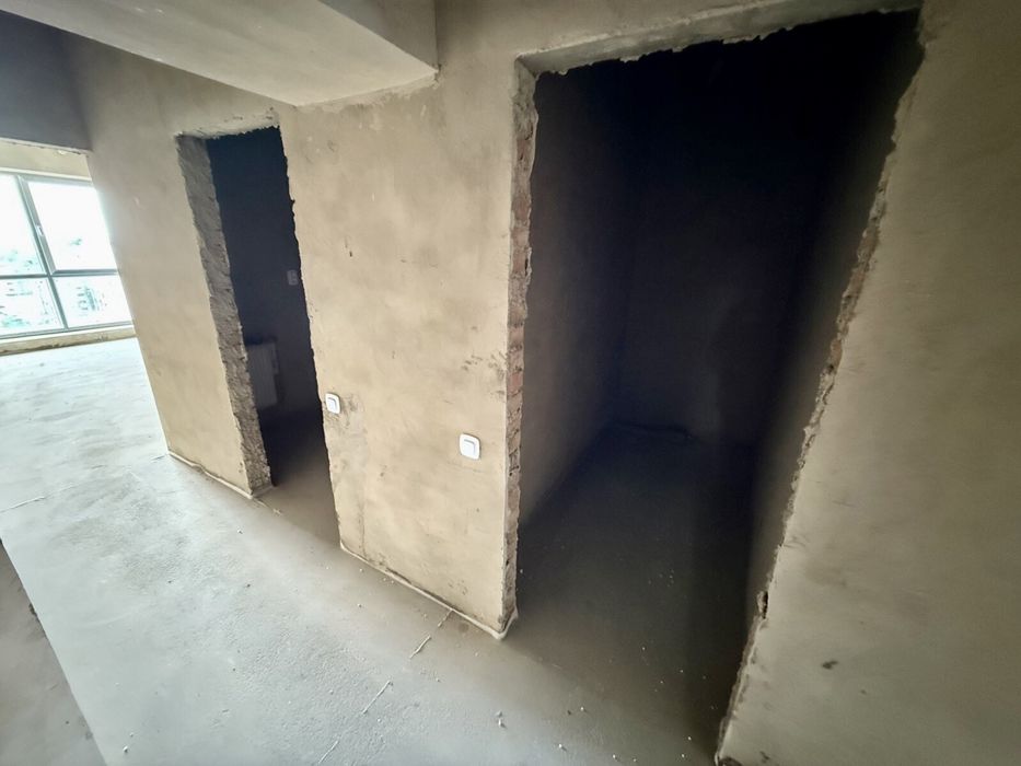 Продам 3 кімнатна квартира на Щасливому