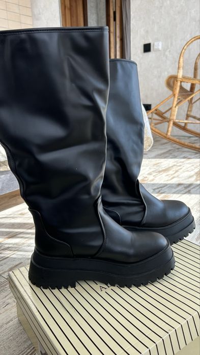 Ботинки на весну/ осінь