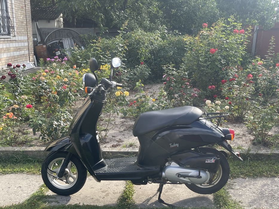 Продам мопед Honda today
