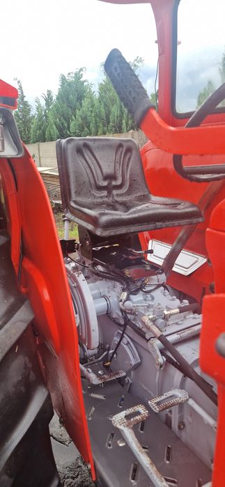 Ciągnik rolniczy massey ferguson
