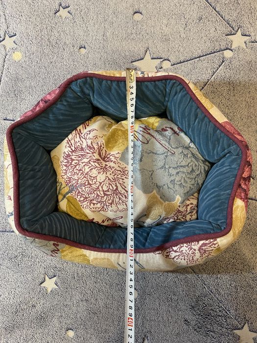 Лежак для котів і маленьких песиків